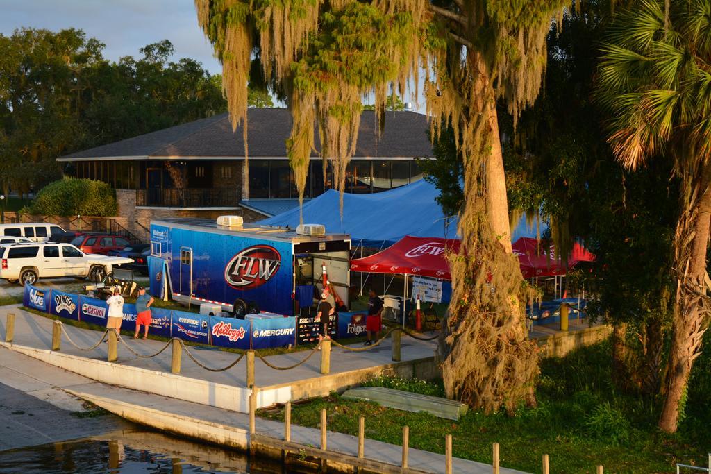 Crystal Cove Riverfront Resort Palatka Zewnętrze zdjęcie